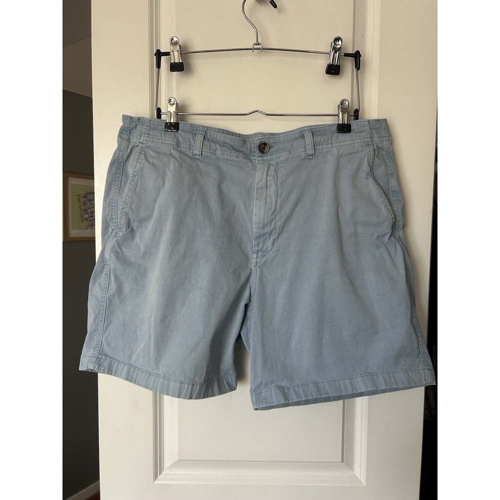 Vineyard Vines Island Shorts Mens Size 36 Light Blue Casual Flat Front Chino
